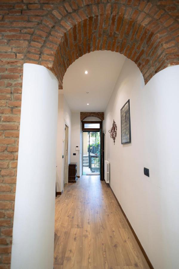 The Red Bricks Home - San Babila Area Mailand Exterior foto