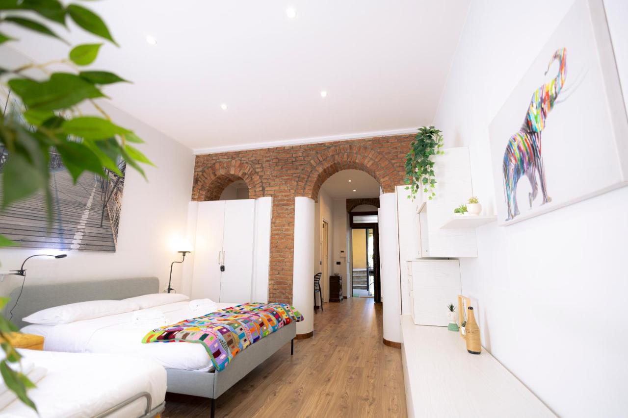 The Red Bricks Home - San Babila Area Mailand Exterior foto
